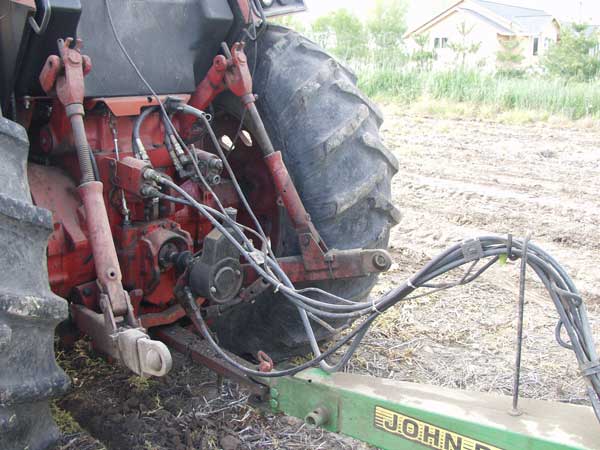tractor planter hydraulics